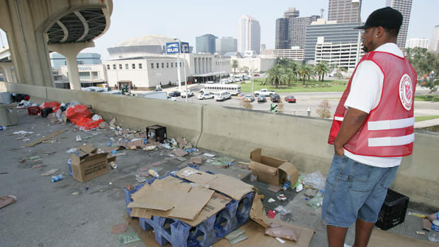 deuce-mcallister-new-orleans-hurricane-katrina.jpg